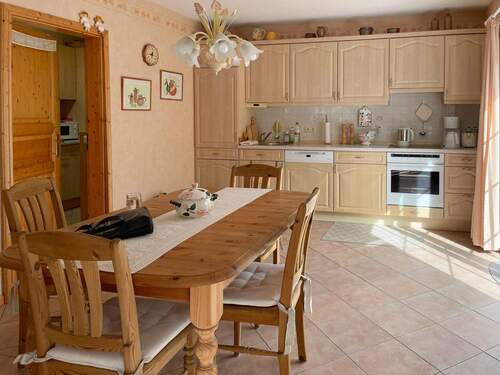 Charmanter Essbereich - Einfamilienhaus mit 137,50 m² in Langendorf zum Kaufen