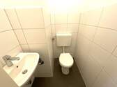 Separate Toilette - 