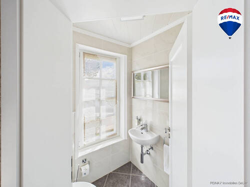 RE/MAX Immobilien DeLux Bungalow Nonnweiler - Einfamilienhaus mit 120,00 m&sup2; in Nonnweiler zum Kaufen