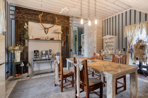 Wohnzimmer - 9 Zimmer Einfamilienhaus zum Kaufen in Coesfeld