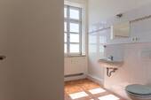 Bad mit Wanne - 