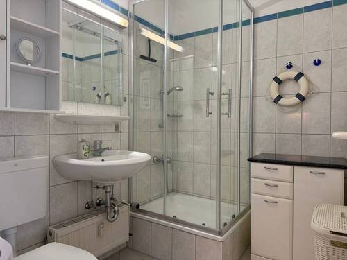 Innenliegendes Duschbad - 
