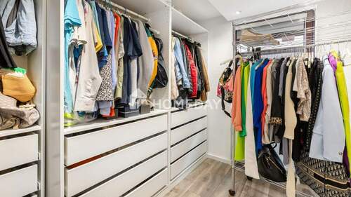 1. OG Ankleidezimmer 2 - 