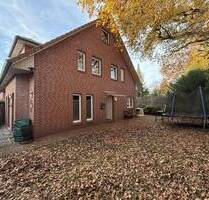 Gepflegte Doppelhaushälfte in Oldenburg-Ofenerdiek mit Ausbaureserve und moderner Heizung - Oldenburg / Ofenerdiek