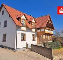 Großzügiges Einfamilienhaus mit zwei Einliegerwohnungen und herrlicher Aussicht - Heinersreuth Altenplos