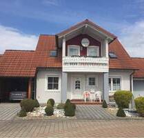 Schönes Einfamilienhaus mit Carport und Garage - Langenzenn