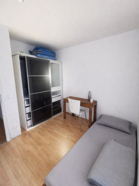 Zimmer 2 - 