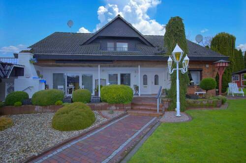 Straßenansicht - Burg: Einmalige Lage - 348.000,00 EUR Kaufpreis, ca.  206,30 m² Wohnfläche