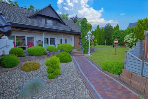Weg zum Haus - 