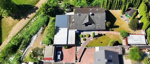 gesamtes Grundstück - 6 Zimmer Einfamilienhaus zum Kaufen in Burg