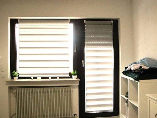 Schlafzimmer mit Balkon.JPG - 