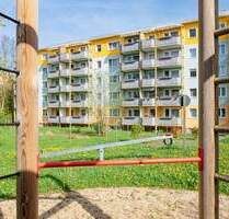 Wohnvergnügen verteilt auf 2 Zimmer - Zwickau Eckersbach