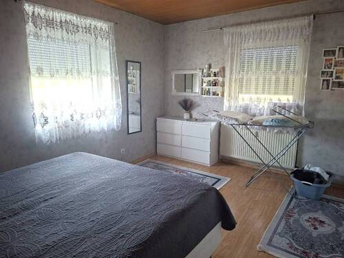 Schlafzimmer EG - 