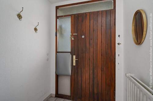Windfang (2,95 m²) - 4 Zimmer Reihenmittelhaus in Bremen