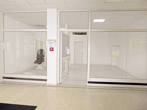 Ansicht - N-Nord: Kleine Gewerbeeinheit mit ca. 52 m² (2 Räume+Nebenfläche) in kleinem Einkaufszentrum