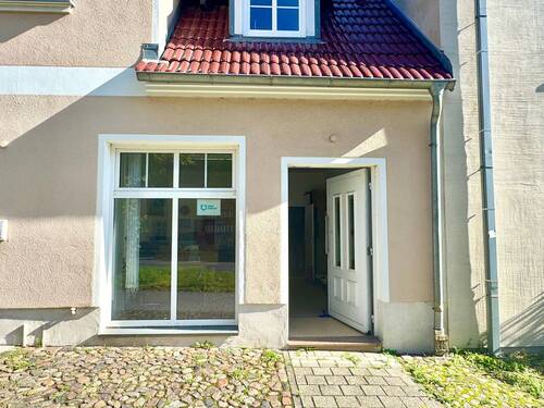 Eingang Gewerbe Straßenseite - 2 Zimmer Gewerbeobjekt (Büro, Produktion, Verkauf) zur Miete in Königs Wusterhausen