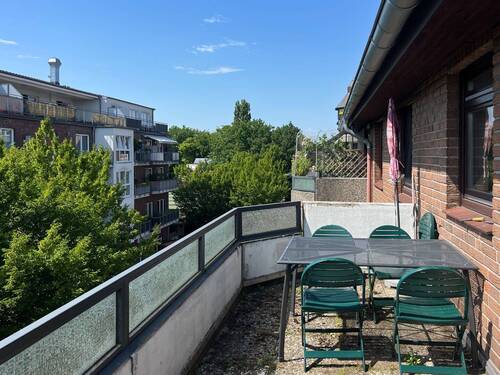Sonniger West-Balkon - 