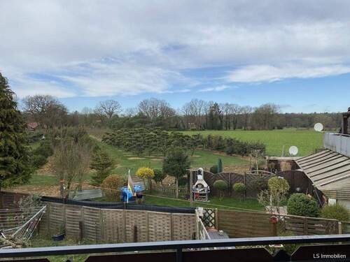 Balkon - Etagenwohnung mit 50,00 m&sup2; in Bad Zwischenahn / Aschhausen zum Kaufen