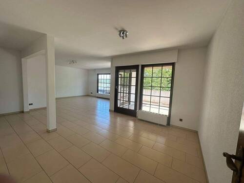 450557240_410939411980709_8871066881659753927_n.jp - Echtes Unikat für die Großfamilie oder arbeiten und wohnen zu vermieten