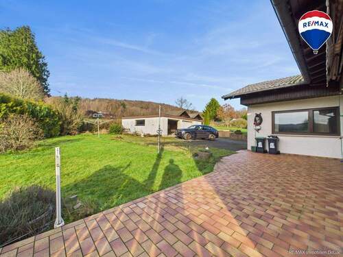 REMAX Immobilien DeLux Bungalow in Wadrill zu verkaufen - 
