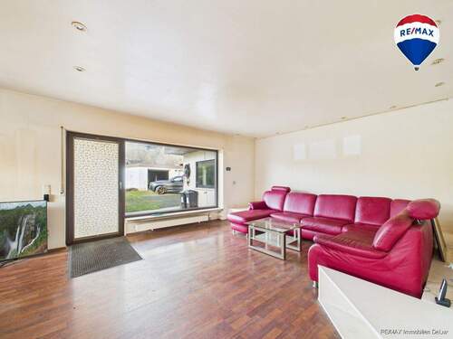 REMAX Immobilien DeLux Bungalow in Wadrill zu verkaufen - 