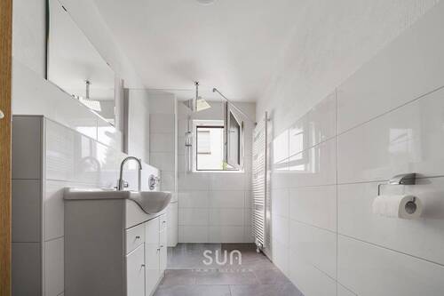 TAGESLICHT BADEZIMMER - 