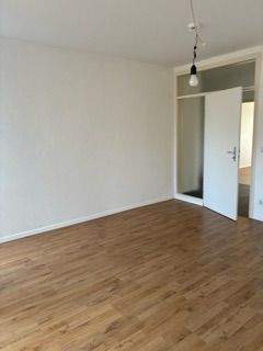 Wohnzimmer - 3 Zimmer Etagenwohnung zur Miete in Itzehoe