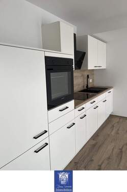 EBK - 2 Zimmer Etagenwohnung zur Miete in Arnsdorf