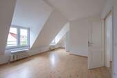 Am_Reitplatz_Schlafzimmer - 