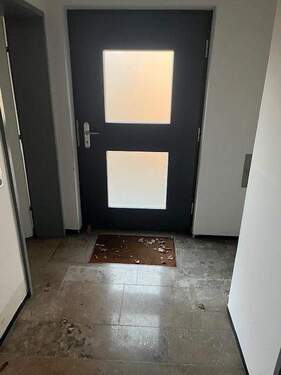 Hauseingang Bild 1 - 