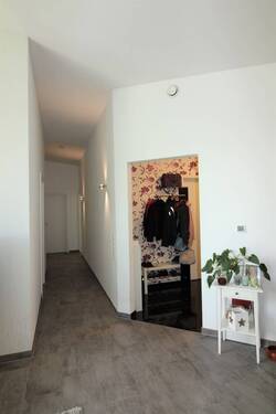 Flur und Wohnungseingang - 