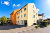 Hausansicht - Familienfreundliches Reihenendhaus mit Garten, Kaminofen und Garage in ruhiger Lage von Mössingen
