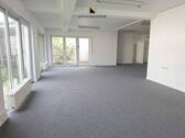 Trainingsraum - Büro mit 158,00 m&sup2; in Leonberg zum Kaufen