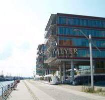 weiter Blick vom Balkon Hafen Elbe, repr. Büros provisionsfrei - Hamburg Ottensen