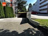 Zufahrt zur Tiefgarage - 