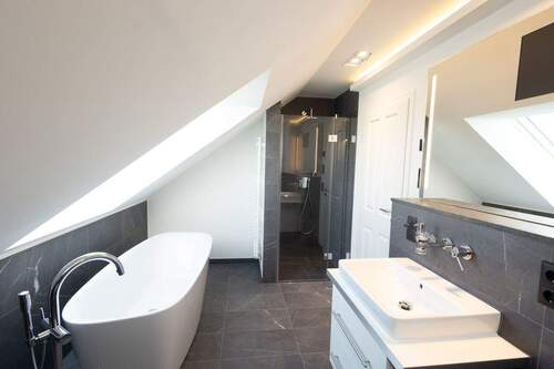 Bad - 3 Zimmer Etagenwohnung in Leipzig