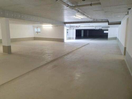 in der Tiefgarage - 