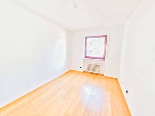 Ein weiteres Ihrer möglichen Kinder- oder Arbeitszimmer - 