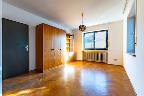 EFH Straubing Kind 1 I - 