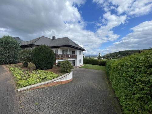Straßenansicht - Gepflegtes Einfamilienhaus in beliebter Wohnlage mit Fernblick