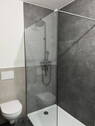 Bad mit begehbarer Dusche - 