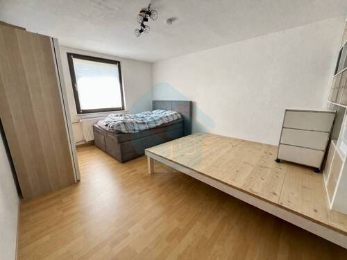 Schlafzimmer 3 links 1 - 