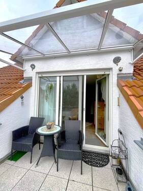 Überdachter Südbalkon - 