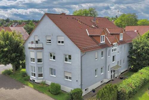 Vorder-Seitenansicht - Zierenberger Str. 17 - 
