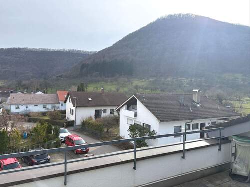 Ausblick - Gemütliche DG Wohnung mit toller Aussicht