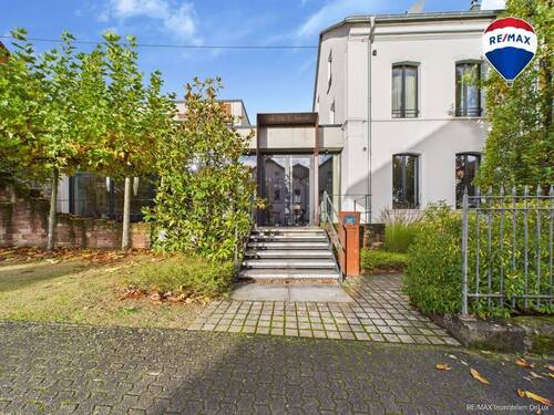REMAX Immobilien DeLux Hotel Frontansicht Wallerfangen Mark Borowicz - Hotel, Pension, Gasthof zum Kaufen in Wallerfangen