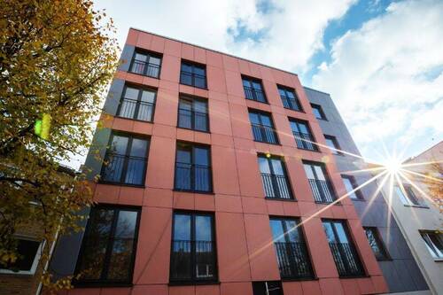 Hausansicht - Moderne 2-Zimmer-Wohnung mit Aufzug im Zentrum von Bremerhaven!