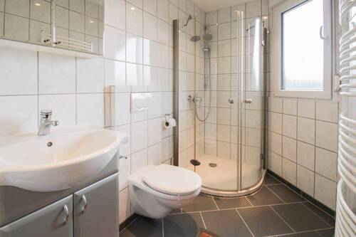 Badezimmer DG - 