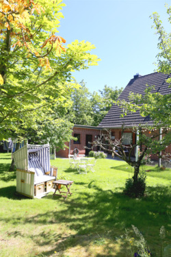 Susann Schlatermund Immobilien - 9 Zimmer Mehrfamilienhaus, Wohnhaus in Sankt Peter-Ording