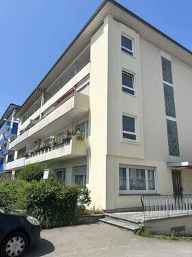 Aussenansicht - Mehrfamilienhaus in Singen mit Gewerbeeinheit